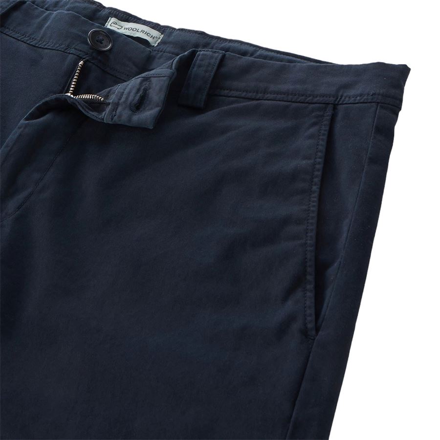 CLASSIC CHINO SHORT Woolrich | CFWOSH00403989